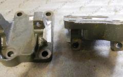 Кронштейн крепления реактивной тяги нижней левый AZ9725520291