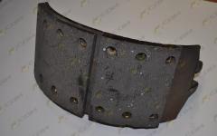 Колодка тормозная передняя с накладками HOWO 199000440031