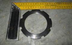 Гайка бортового редуктора CDM855F LG50F.04420A