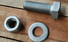 Болт+гайка+шайба крепления бокового ножа M24х70 CDM6225/6205 51204172022+51307001722+51427170122