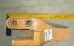 Зуб ковша погрузчика правый CDM853 боковой