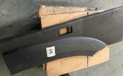 Крыло кабины левое короткое (нового образца) черное HOWO WG1642230107