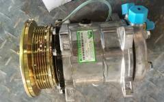 Компрессор кондиционера HOWO WG1500139006