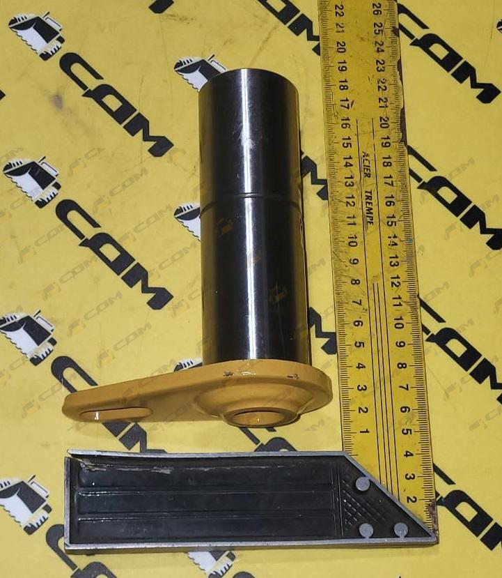 Палец крепления стрелы к раме d=45 L=150 CDM926N 30811001394/LG8018.11.06