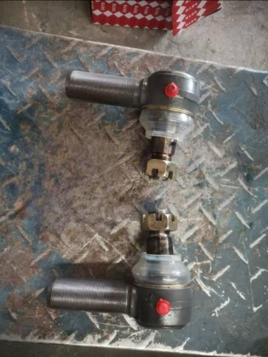 Наконечник рулевой тяги правый мост VGD95 HOWO SITRAK AZ400743950005