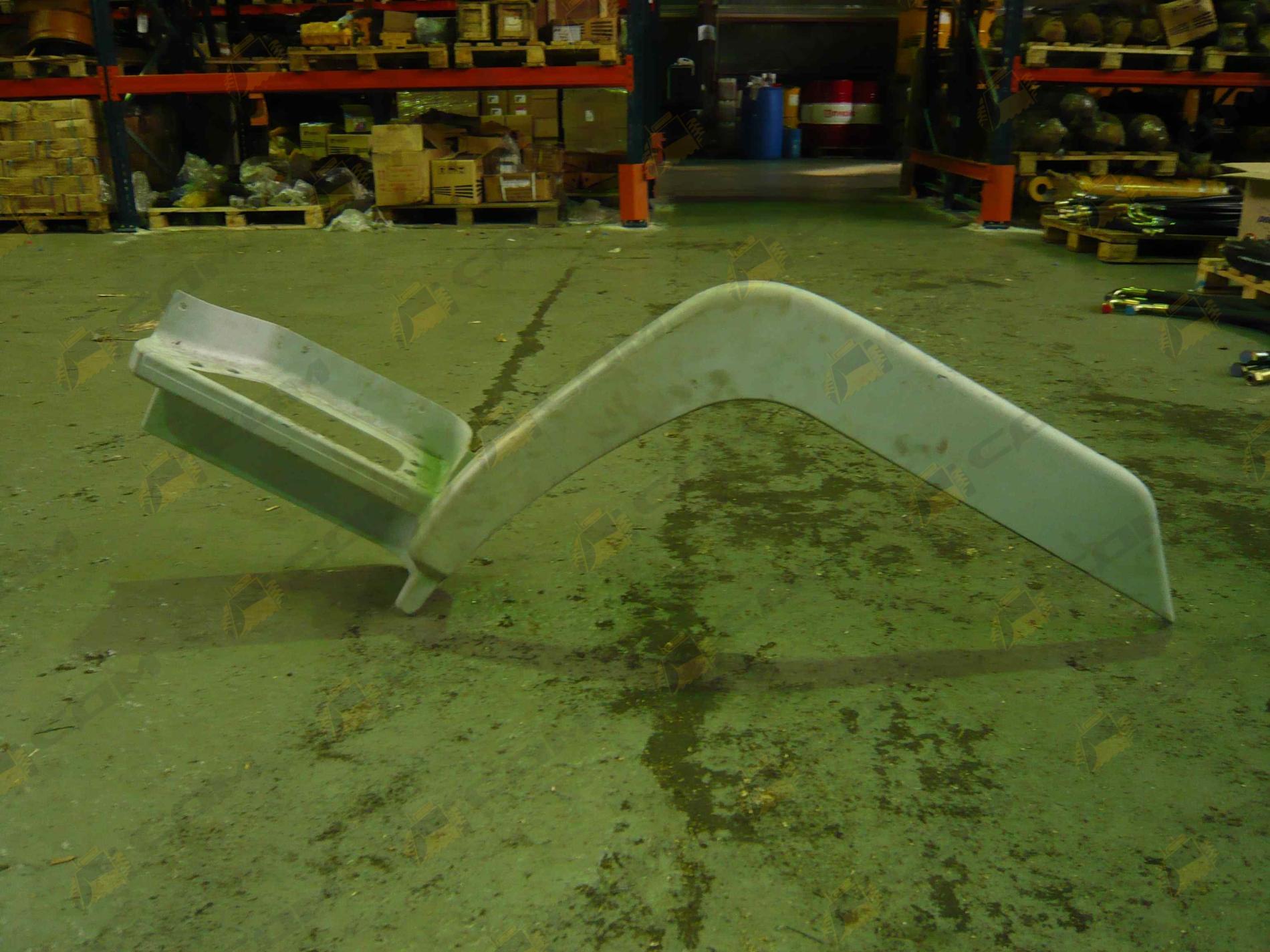 Крыло кабины без спальника левое HOWO WG1641230020