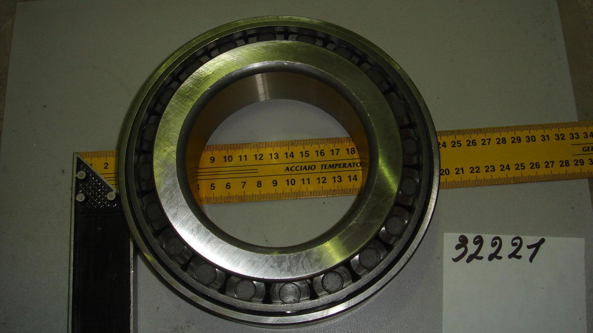 Подшипник ступицы бортового редуктора ZL50/HOWO-70/LG833B 4021000037/52324001901/WG9970032221 32221/7521E/23B0010