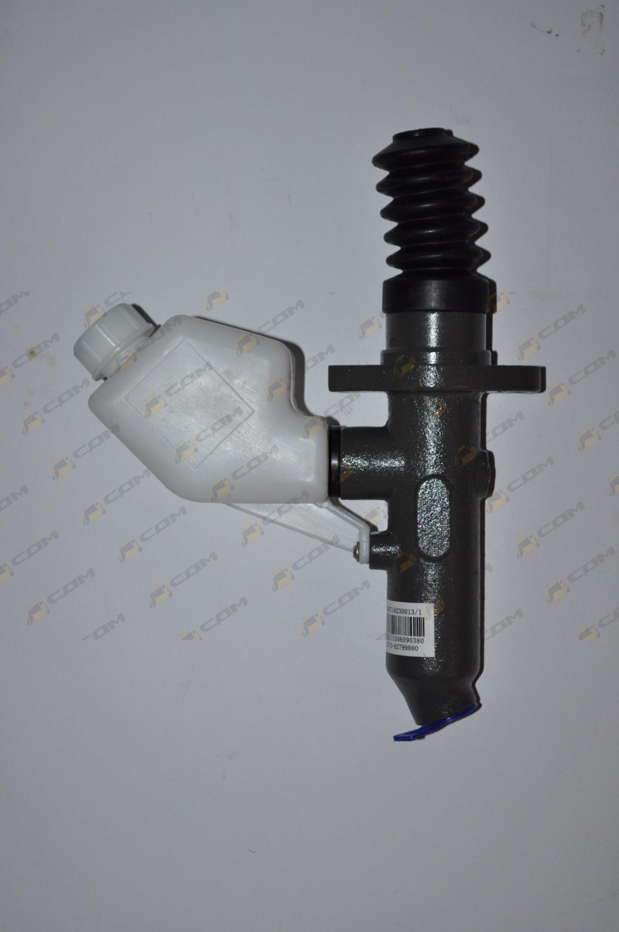 Цилиндр сцепления главный с бачком HOWO/HOWO-70 WG9719230015/WG9719230023