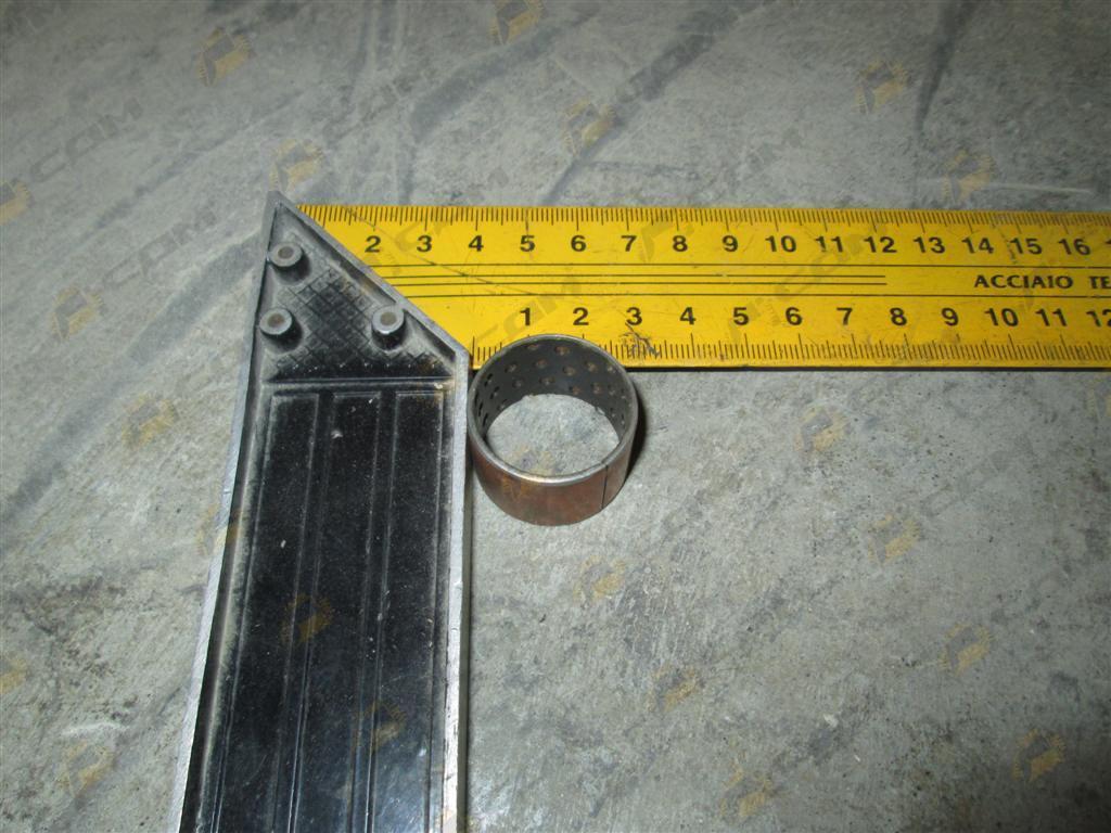 Втулка вала сцепления КПП HW18709 HOWO WG2229002520