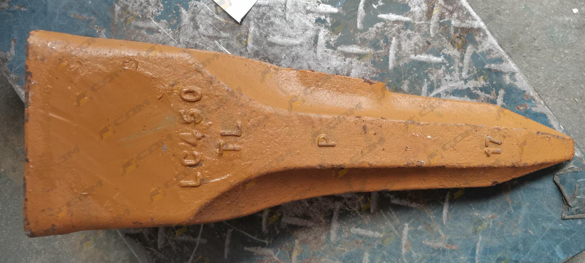 Наконечник ковша без адаптера скальный CDM6376 60300009941/LC450TL