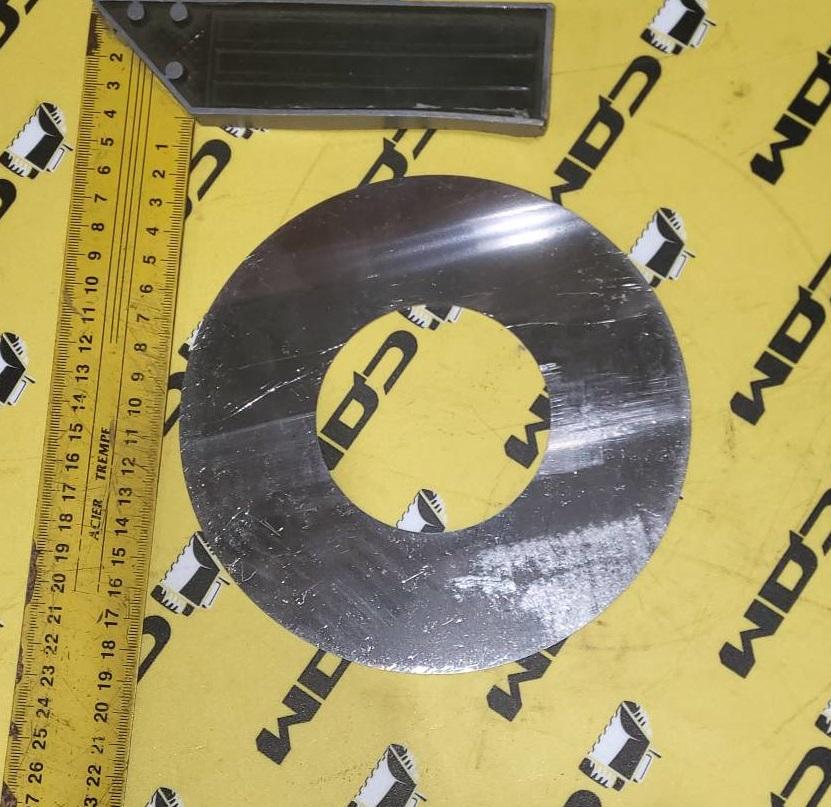 Шайба проставочная пальца ковша нижнего 77х168х1 LG863N 30811115084