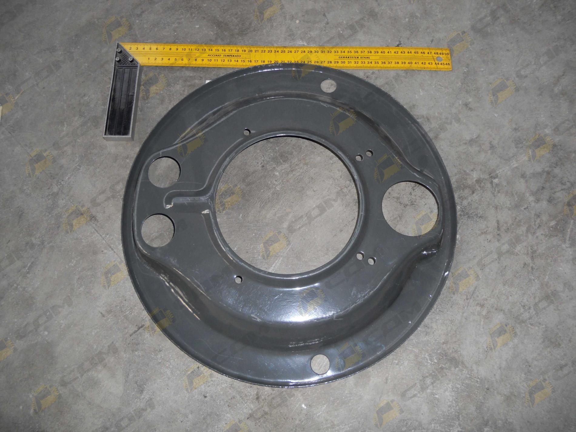 Щиток (пыльник) переднего тормоза 880440007 1880440007