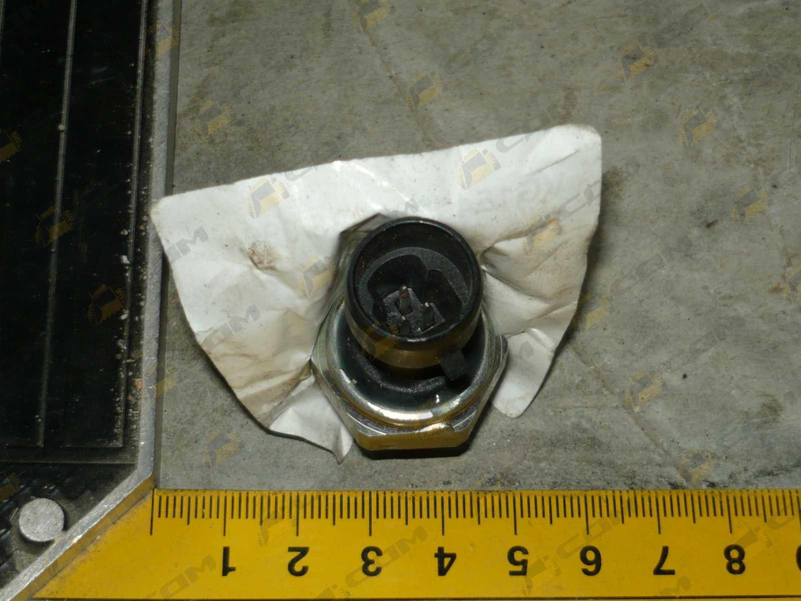 Датчик давления масла (Euro 3) HOWO-HOWO-70 VG1540090035