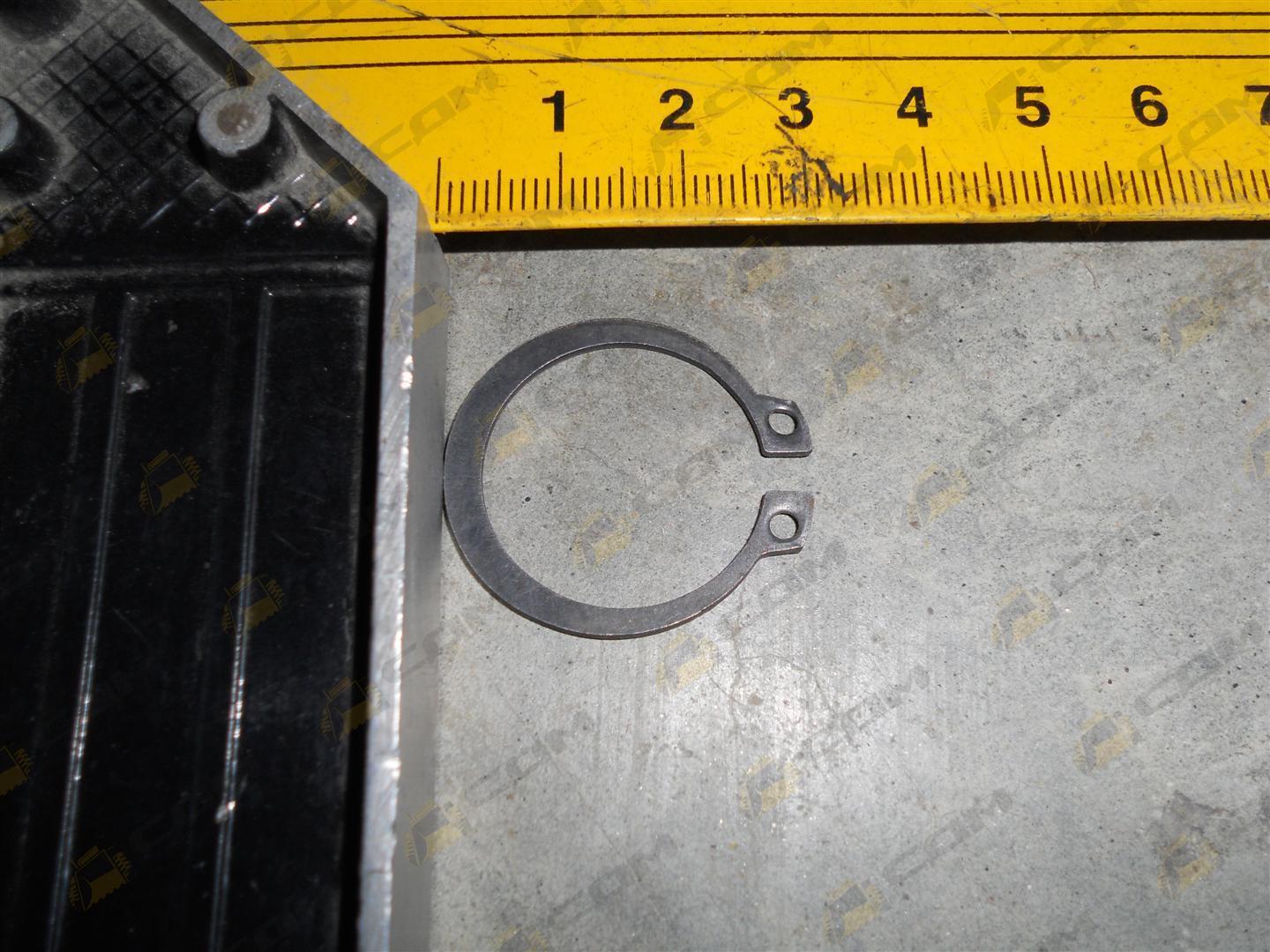 Кольцо стопорное на тормозной кулак d=20 Howo 1229D2942