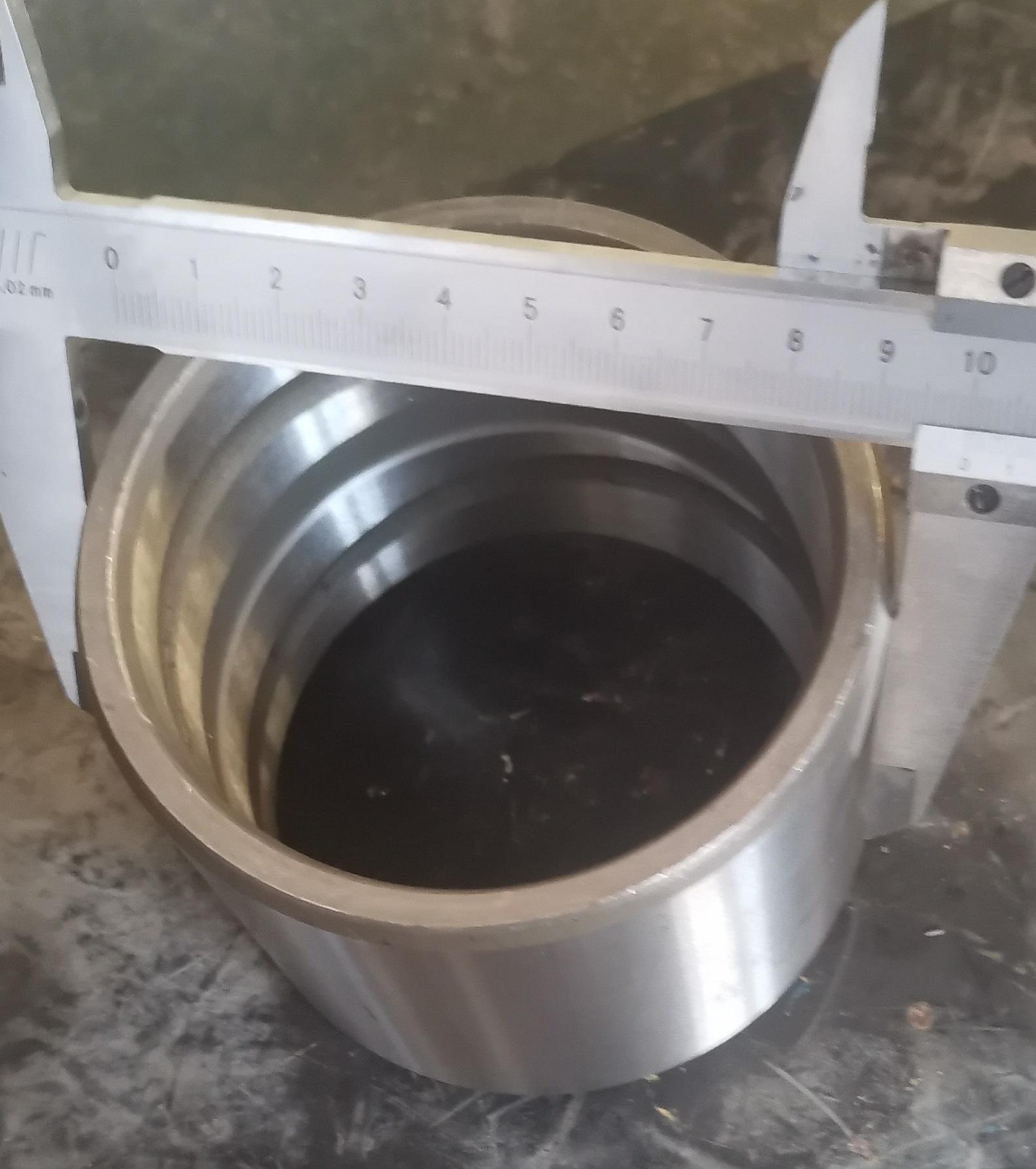 Втулка пальца цилиндра стрелы 85х100х80 LG956/953/952 4043000028