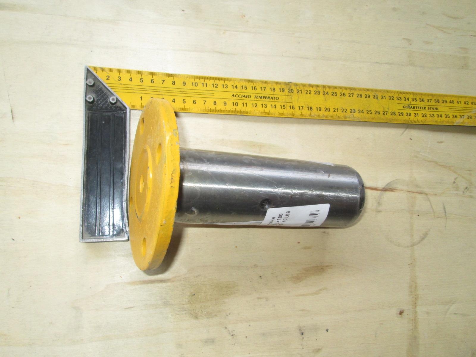 Палец сочленения верхний d=60 L=190 (202) CDM833 LG30F.10l.06