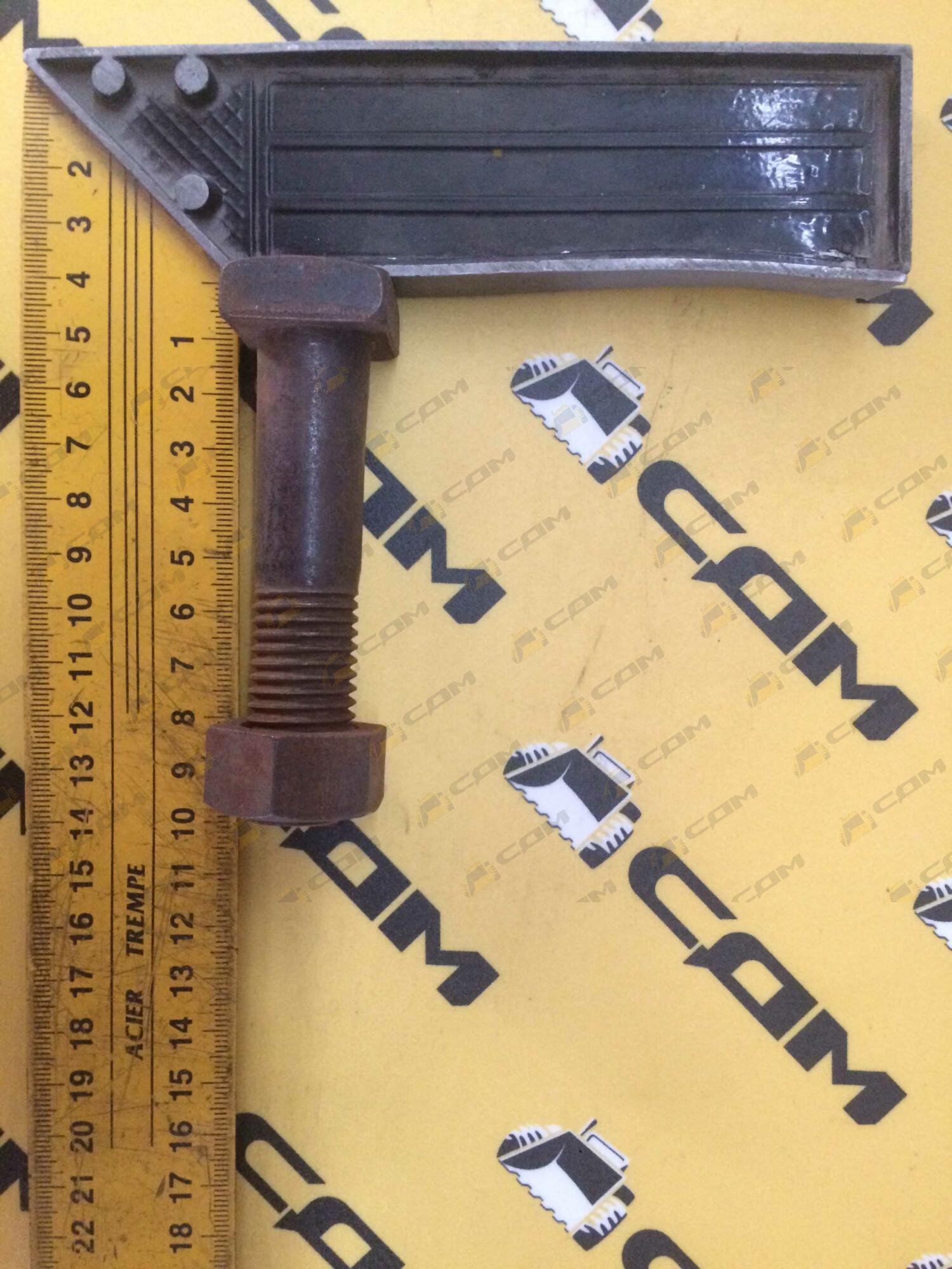 Болт с гайкой крепления зуба центрального М20х90 CDM855 51239152212