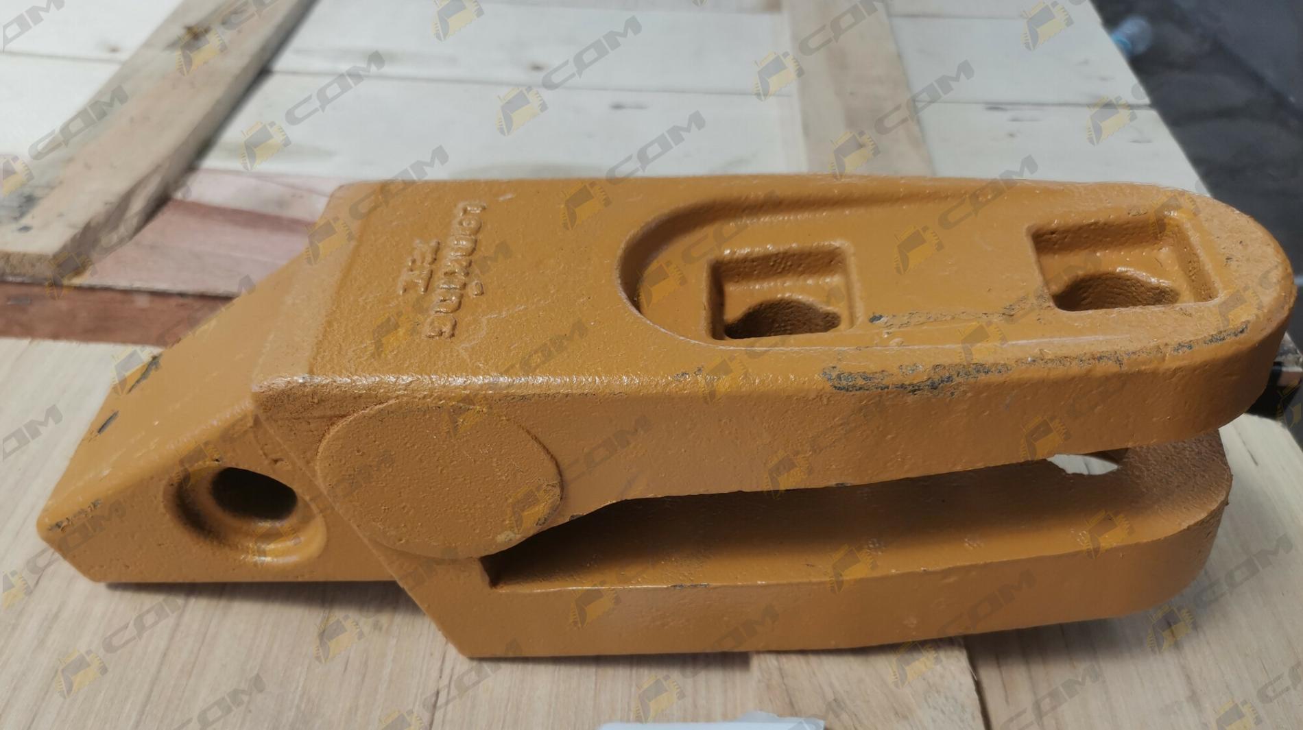 Адаптер наконечника ковша болтовое крепление LG833N новая модель LG855N.22.52-001