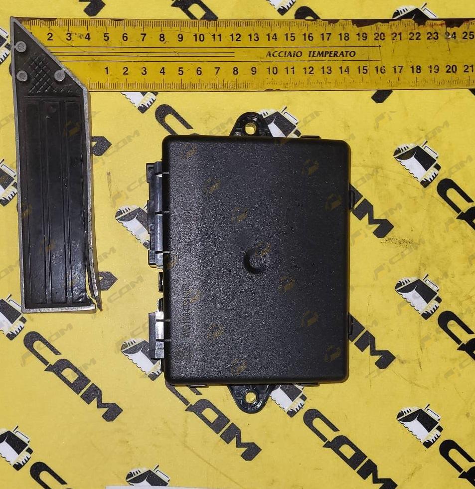 Блок управления стеклоподъемником HOWO A7 WG1664331063/1