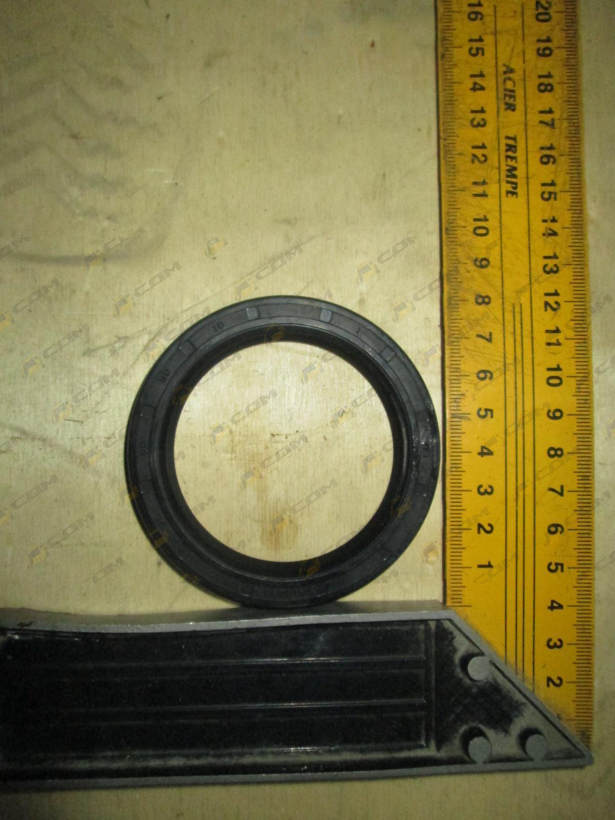 Сальник подшипника сочленения верхнего пальца 60х80х10 CDM833 HG4-692-67