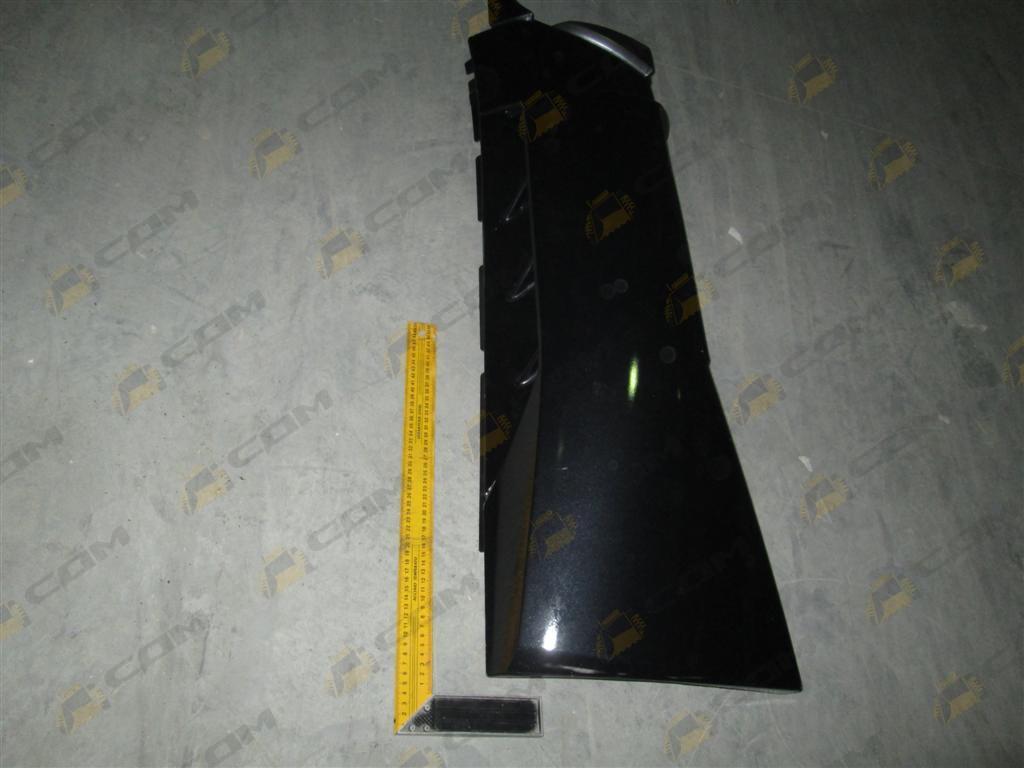 Обтекатель кабины правый HOWO A7 WG1664110052
