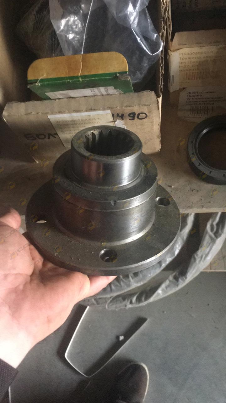 Фланец редуктора моста 82350201