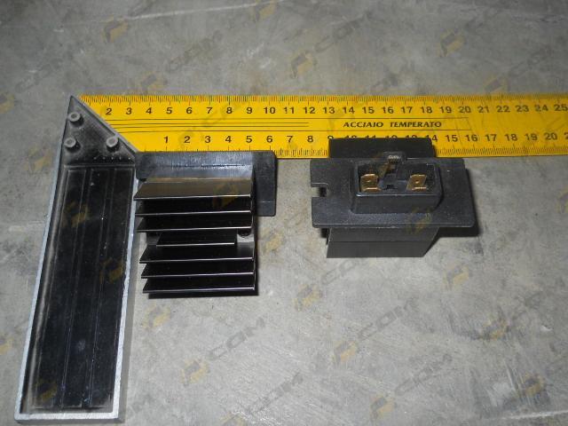 Реле отопителя (кондиционера) AZ1630840321