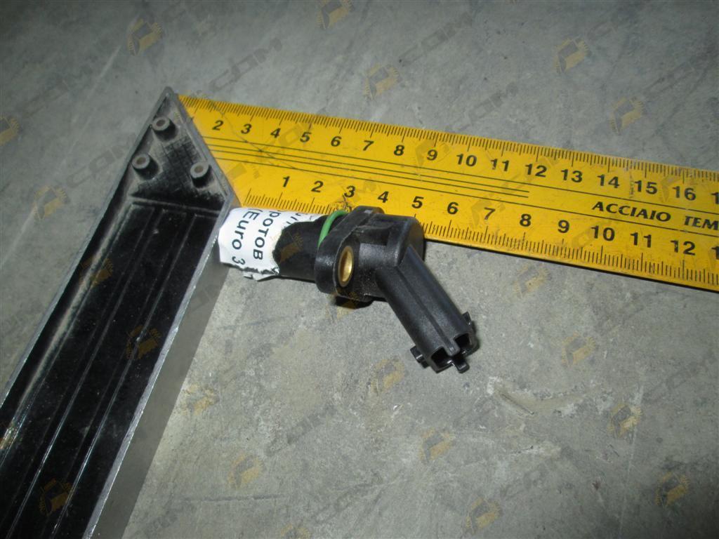 Датчик оборотов коленвала (двигателя) WP12 Shaanxi 612630030007 0281002315/61528100315