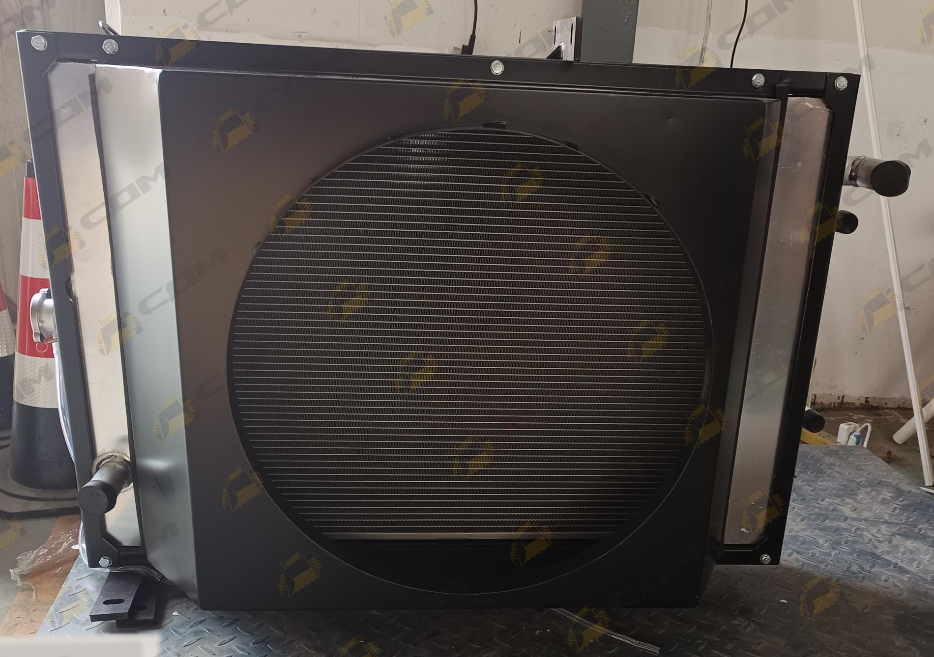 Радиатор охлаждения двигателя с маслоохладителем CDM936N 17101016071/936NG.01S7