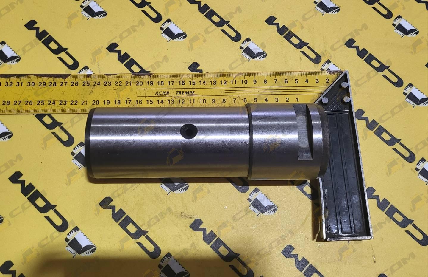 Палец сочленения верхний 60A0186