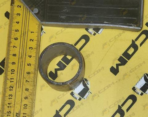 Втулка сочленения рамы CDM816