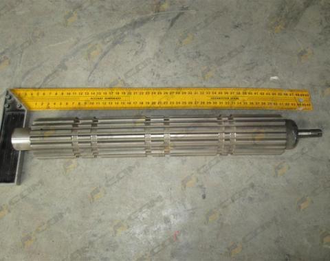 Вал вторичный КПП HW18709 HOWO WG2203040102